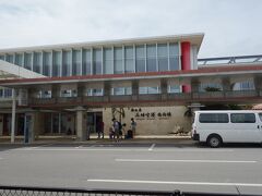 24日、遅延しましたが、どうにか昼過ぎに石垣空港到着。

空港難民もちらほら。

この日は、那覇に上陸したので、直行便でないと来れませんでした。