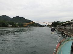 瀬戸田港から高根大橋。
一度渡ってみたかった。