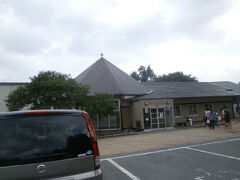 京都大原あたりから北に

若狭に抜ける鯖街道を走っています

海水浴シーズンも終わり　車の通りも少ない気持ちの良い道です

休憩に立ち寄ったのが　道の駅くつき新本陣です