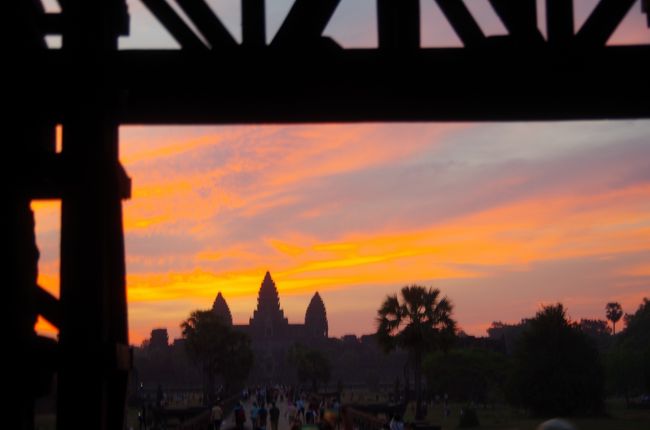 思わずうっとり見とれて立ち止まる