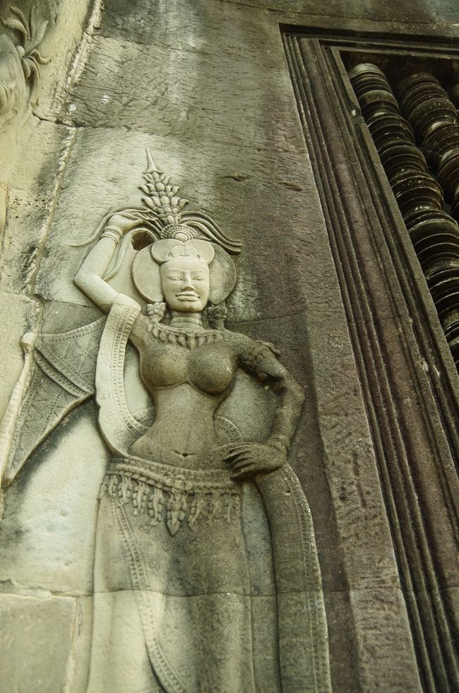 彫刻の状態もいいですね<br />このお顔、好きです。