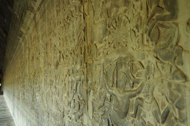 比較的この壁画の写真は雰囲気つたわりますでしょうか？