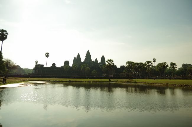 朝焼けは向かって右の池から見たので左の池からも見てみます