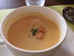 まずは腹ごしらえをしようと唐津にある『ステーキハウス 蜂』にやって来ました。