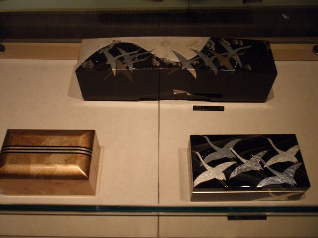 硯箱…？　見事です。