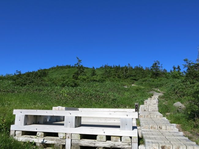 上の芝　7:43<br /><br />気持ちの良い青空。<br />しばし休憩。