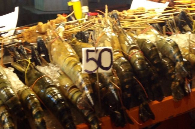 物売りがうるさいが安くて美味しい