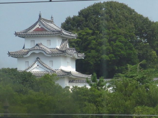 山陽本線で舞子駅から西明石駅に移動しました。<br /><br />写真は車窓から。