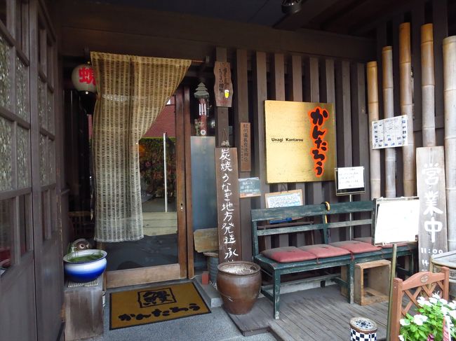 浜松駅には12時過ぎに到着。家に戻って荷物を置いて、昼食に出かけました。