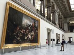 
王立美術館へは館内で連絡していました。