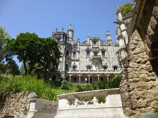 レガレイラ宮殿に着きました。