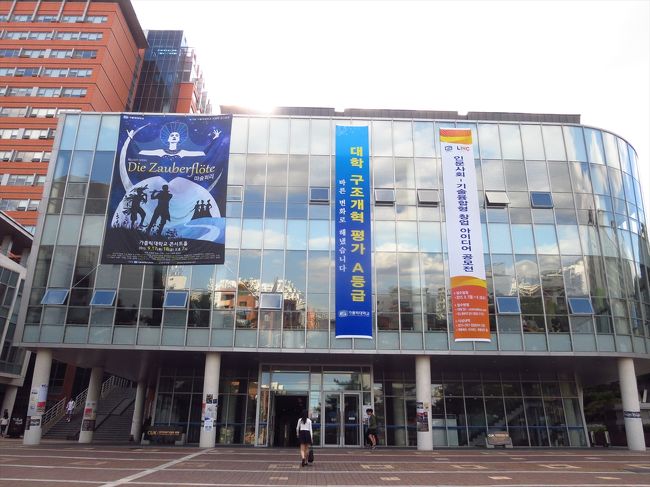 新しい建物ができてました。