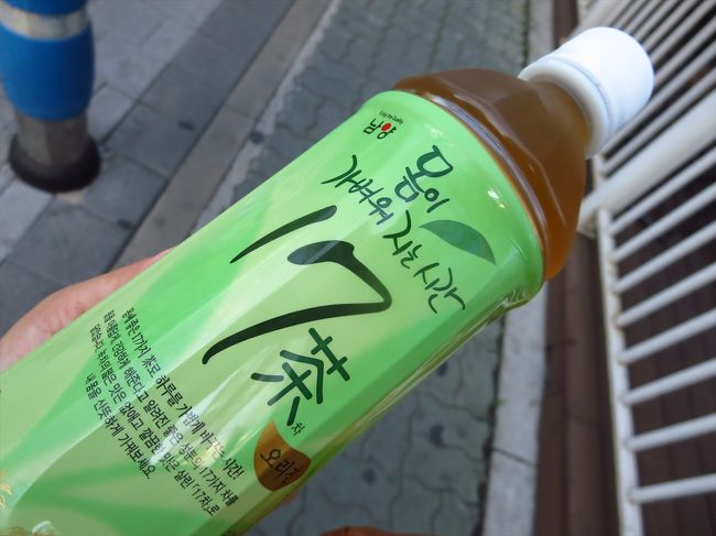 日本には十六茶がありますが、韓国のは一つ多い（？）十七茶。ちなみに、香港には十八茶があります…笑　<br /><br />（十八茶はこれ→<br />http://4travel.jp/photo?trvlgphoto=40226836）