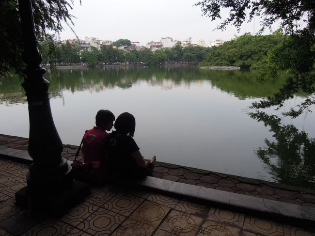 いい感じの若者。なにお話ししてんのかな？