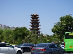 大仏寺から歩いて万寿寺木塔を見ました（外観のみ）
高さ約33ｍの八角九層の塔でもともとは582年に建てられたものだそうです（その後何度も修築されているそうですが）
