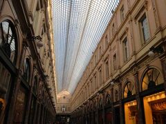 Galeries Royales Saint-Hubert
（ショッピングアーケード）
高級店が多そうでしたが、手頃なレース屋もありましたのでお土産を何点か購入しました。