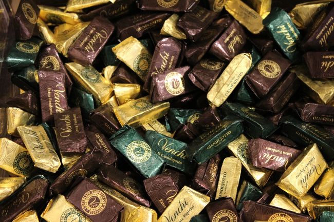 『ＥＡＴＡＬＹ』店内には、Ｖｅｎｃｈｉもテナントとして出店していました。