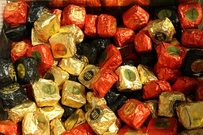 『ＥＡＴＡＬＹ』店内には、Ｖｅｎｃｈｉもテナントとして出店していました。