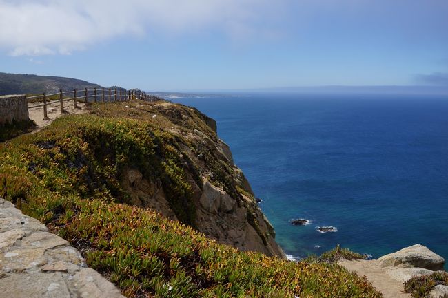 と、思っていたら、少しだけ晴れてきました。やっぱり海も空が青いとより美しくなります。