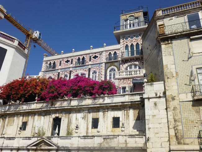 ぷらぷら歩いて