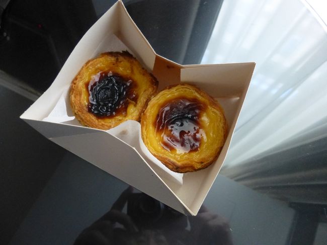 ナタ4です。<br />カモンイスで降りたのも何かの縁？<br />ブラジレイラでテイクアウトして<br />ホテルで食べました。