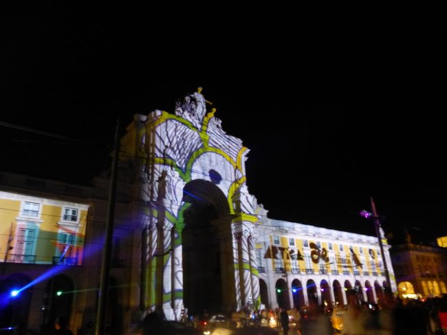 プロジェクションマッピングでした。