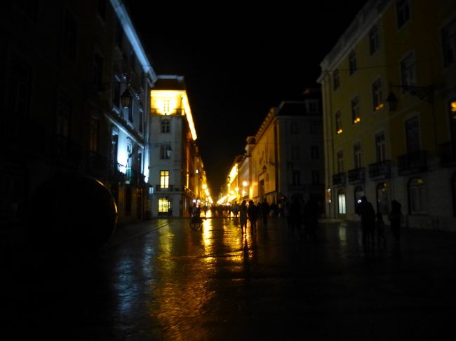 気分高揚したままホテルへ帰ります。