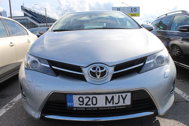 駐車場はホテルの裏にあり、とても便利でした。<br />トヨタの車で新しそうでした。<br />