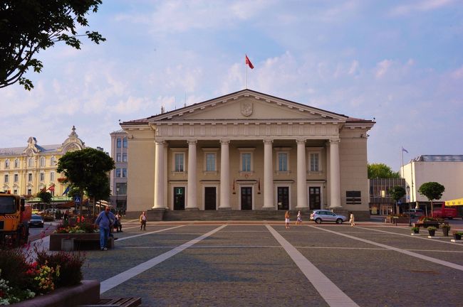 この中にツーリストセンターがあり地図を貰いました。<br />娘は各地でショットグラスを集めてるのでここで買いました。<br />