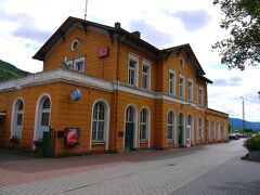 オーバーヴェーゼルの駅