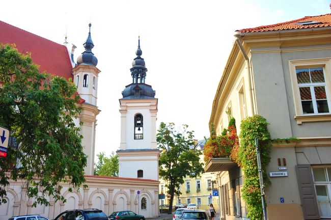 塔や教会がいっぱいあるのですが、正直何が何やら・・・・<br />信心のない私には絵になるオブジェ(^^ゞ<br /><br />そんな私でもロシア正教会とキリスト教の関係は把握<br />よく海外の方と政治と宗教の話はNGと言うけどキリスト教をささっと何となく理解した私でもNGなのは分かる。<br />難しい・・・・