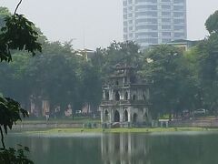 ホアンキエム湖