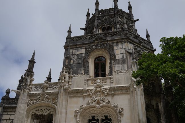 館を散策です。<br />しかし、この時点で歩きすぎて疲労がピークに。<br />やっぱり、旅先での興奮と見えないストレスがあるのか、いつも海外旅行では疲れが早く出てきてしまいがちです。<br />楽しいんですけど、すごくもったいない気がしますよね。<br />