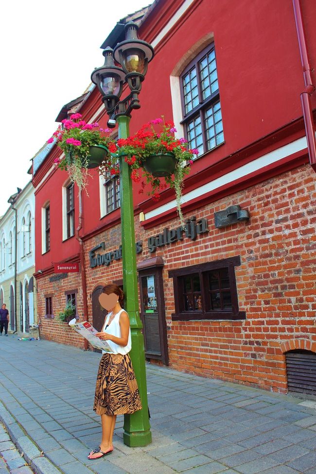 街と言うか・・・広場があり通りがあるだけなのですが何処か絵になる・・・・
