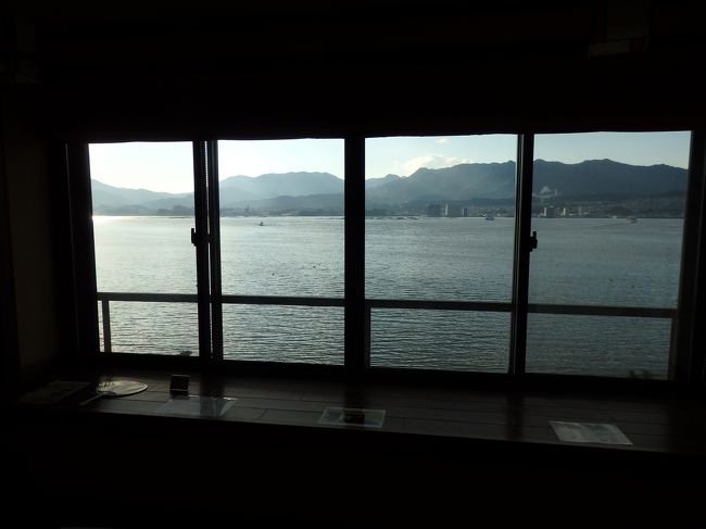 今回は奮発して、錦水館さんの大人の休日プラン！<br />海が見えます。<br />至れり尽くせりですごくよかった！！！！