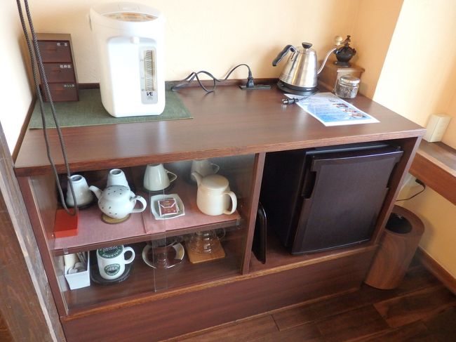 お茶、コーヒー(豆から引く)、紅茶全部揃っていたので、全部いただきました。<br />マッサージチェアもあるし、ソファも気持ち良かった！