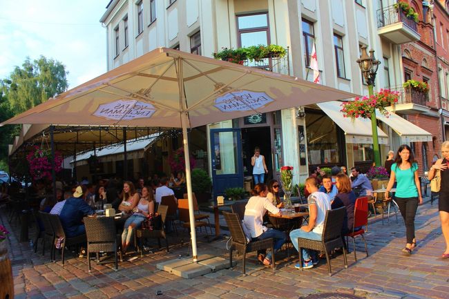 ここが一番の繁華街<br />小さな街だけど若者が多く活気がありながら落ち着いた街