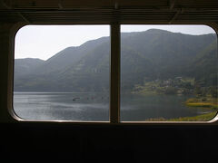 木崎湖が見えてきました。