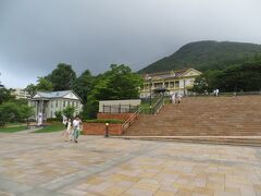 元町公園と
旧函館区公会堂

レンタカーは返してしまっていたので
気持ちよく散策

バックに函館山