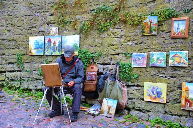 山の手エリア<br />感じのいい通りです。<br /><br />ほぼノンストップで2時間は歩きました。