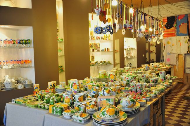 お店もちょっとだけ覗いてみました。<br />いいのか悪いのか・・・・欲しいものはなし。