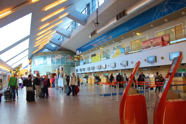 小さな空港ですがすっきりしてます。<br />新しそう。