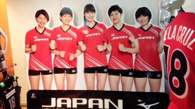 会場に入ると選手達の写真が。テンションがますます高まります。