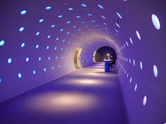 ミッドランドスクエア
名古屋ーの高さ247mを誇る、駅前のランドマーク。最上階のスカイプロムナードは吹き抜けで、名古屋の街が全方位見渡せる。
また、入場料も高めの７５０円。