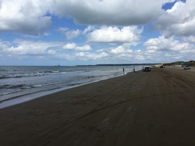 そして、着いた！<br />千里浜なぎさドライブウェイ☆<br /><br />日本で唯一車で走れる海岸！<br /><br />世界でも３つしかないそうです。