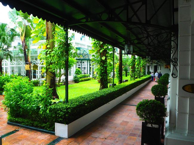 うわ〜〜<br /><br />ガーデンも素敵！<br /><br />緑がまぶしい・・・。<br /><br />