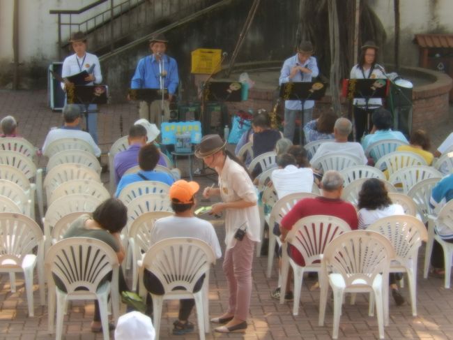 安平古堡内で演奏会をやっていました