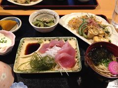 今回の宿はリゾートライフカビラさん
夕食、食べきれないほど出ます。