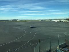 カルガリー国際空港 (YYC)