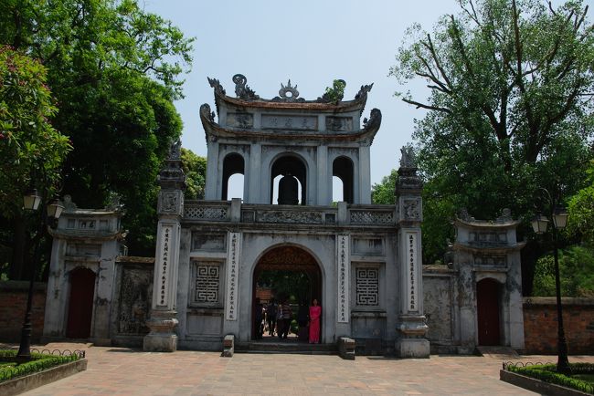 続いて、孔子が祭られている文廟へ。